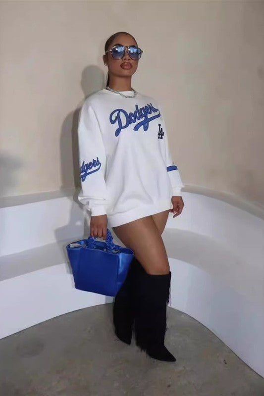LA DODGERS SWEATER