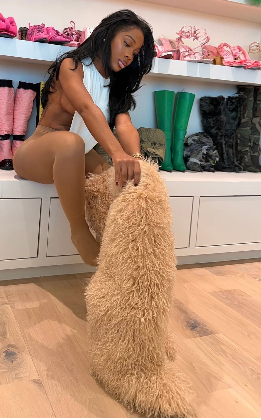 ASPEN FUR BOOTS (PRE-ORDER)