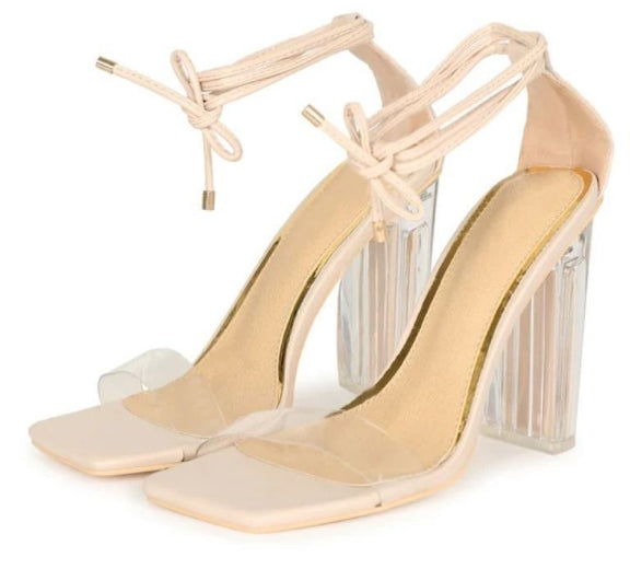 Hilary Heels (nude)