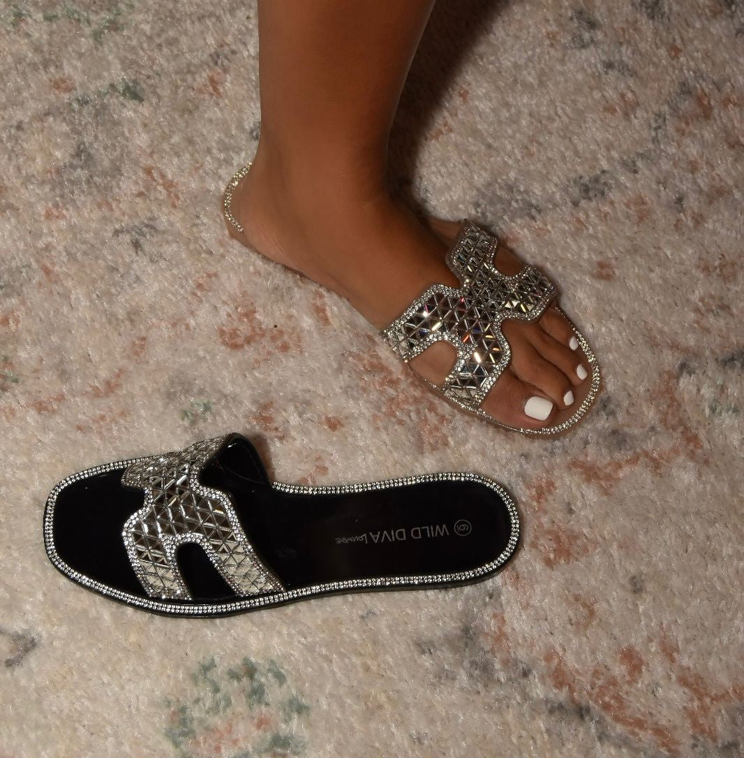 Diamond Tee Sandals